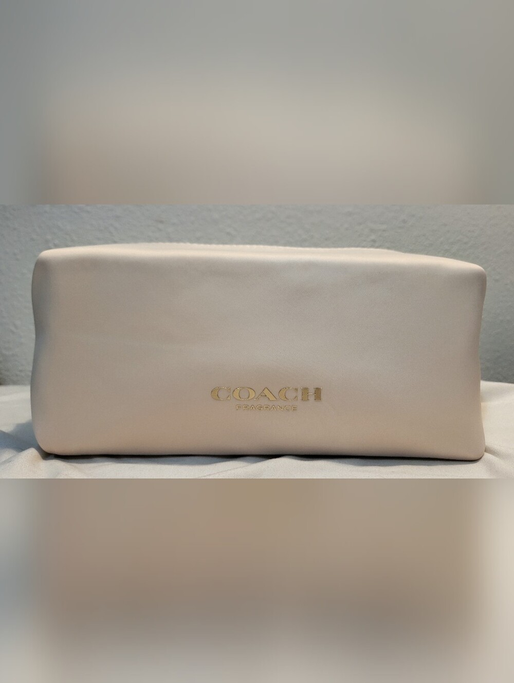 Coach GWP Pale Pink Cosmetic Case with Gold Logo